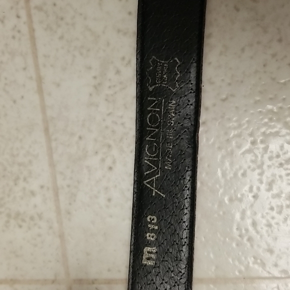 Vintage Leather Belt (red) - Picture 4 of 8